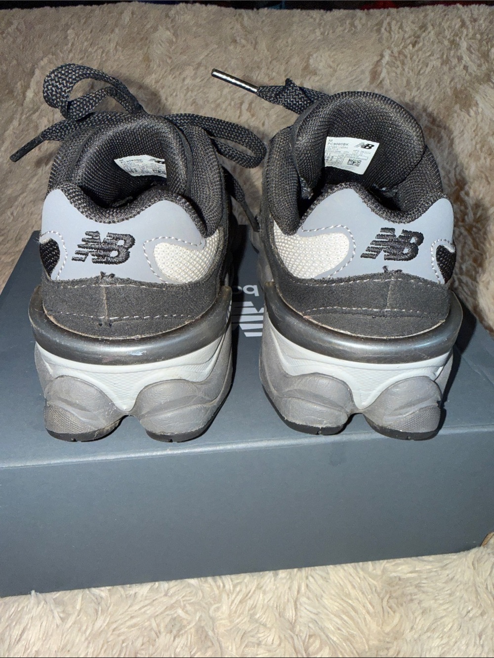 New Balance 9060 Little Kids “Black Castlerock” PC9060BK size 11 11c - Picture 4 of 9